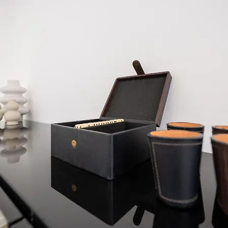 Flores Luxury Apartment *